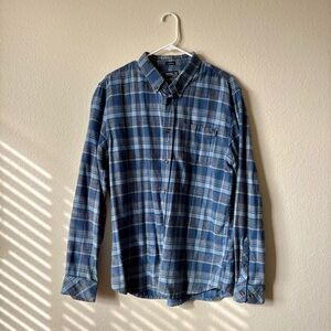 O'Neill Navy and White Plaid Casual Shirt